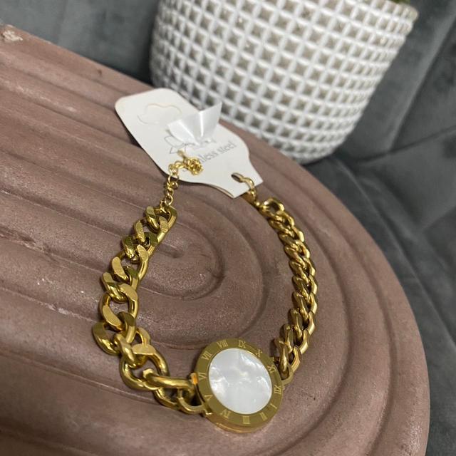 Designer Women's Bracelet - Gold on Productcaster.