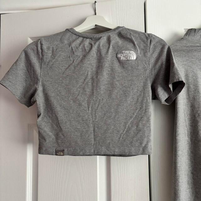 The North Face Women's Crop top - Grey - 8 on Productcaster.