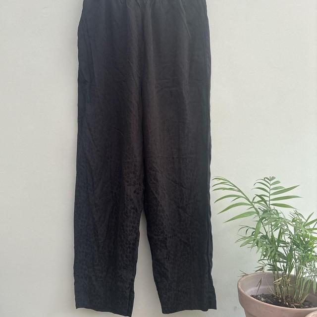 Arket Women's Trousers - Black - UK 8 on Productcaster.