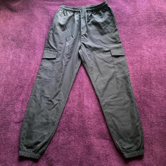 Men's Cargo Trousers - Black - S on Productcaster.