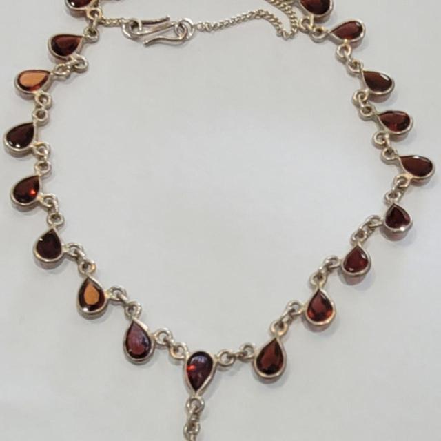 Vintage Women's Necklace - Silver on Productcaster.