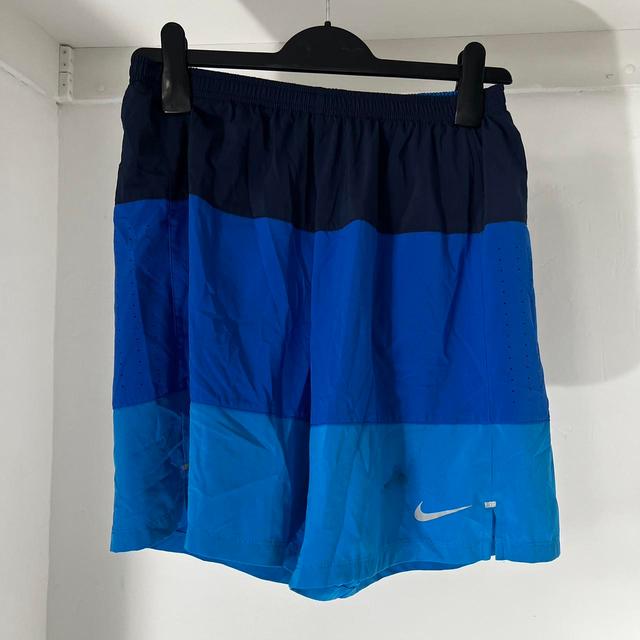 Nike Men's Shorts - Blue - M on Productcaster.