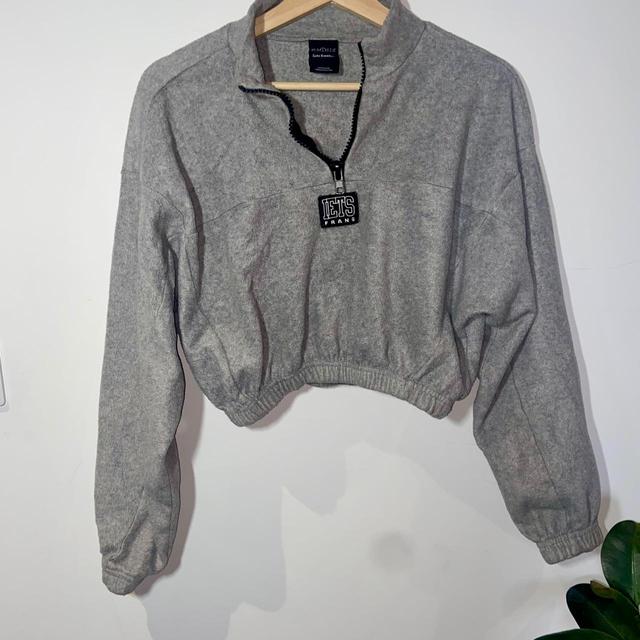 Urban Outfitters Women's Sweatshirt - Grey - 8 on Productcaster.