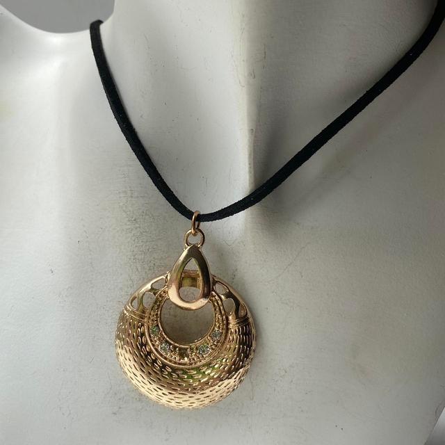 Vintage Women's Necklace - Gold on Productcaster.