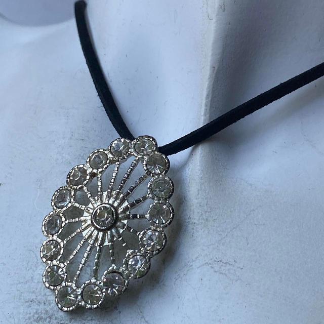 Vintage Women's Necklace - Silver on Productcaster.