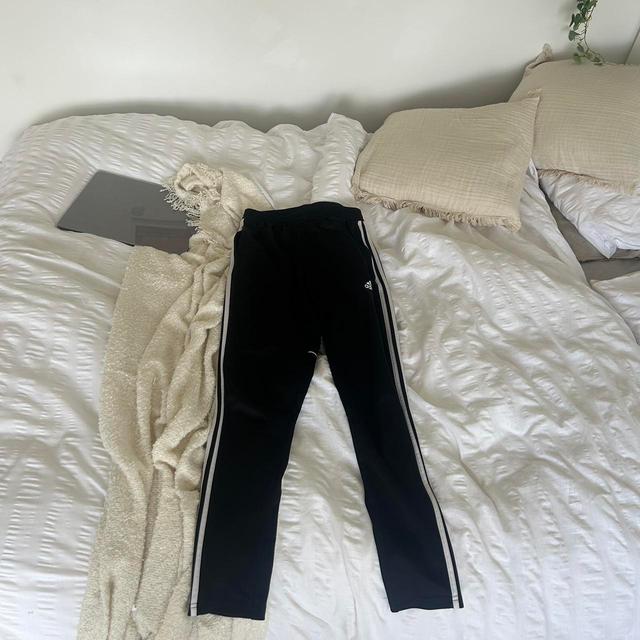 Adidas Women's Sweatpants - Black/Cream - S on Productcaster.