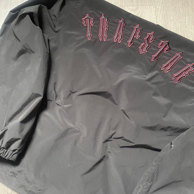 Trapstar Men's Windbreaker Jacket - Black/Red - XS on Productcaster.