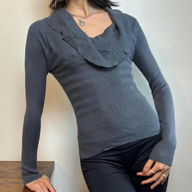 Vintage Women's Shirt - Grey/Blue - S on Productcaster.