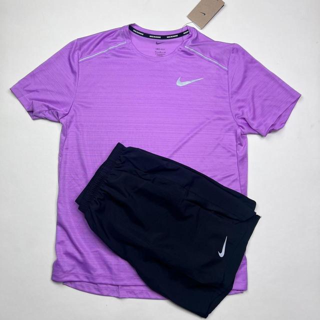 Nike Men's T-shirt - Purple/Black - XL on Productcaster.