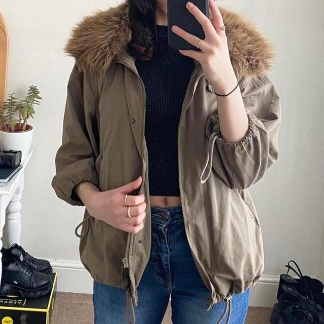 Zara Women's Bomber Jacket - Khaki - UK 8 on Productcaster.