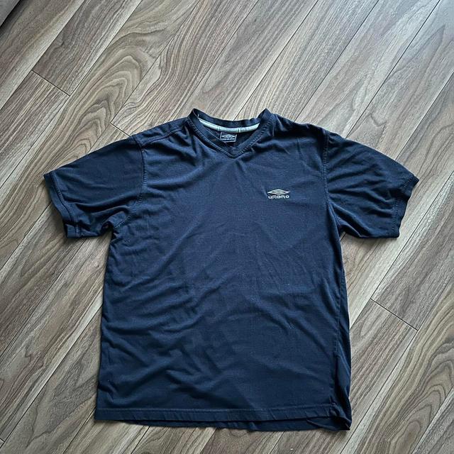 Umbro Men's T-shirt - Navy - L on Productcaster.