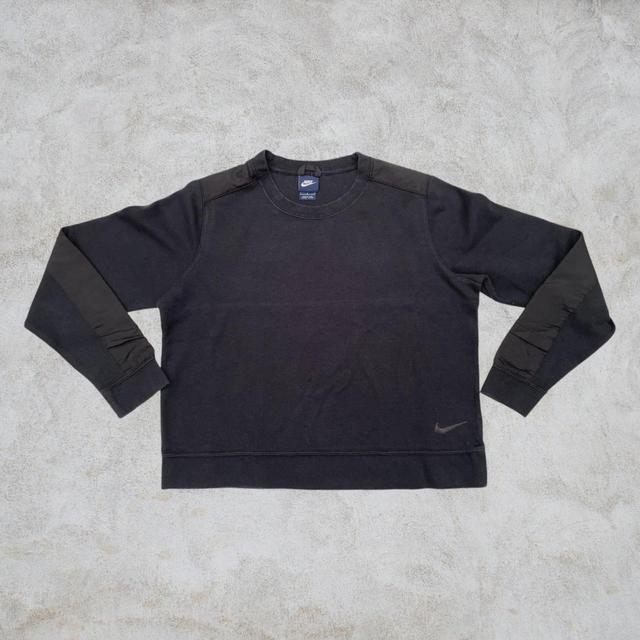 Nike Women's Sweatshirt - Black - L on Productcaster.