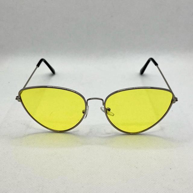 Women's Round Sunglasses - Yellow on Productcaster.