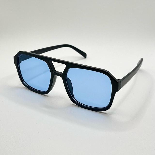 Women's Round Sunglasses - Black/Blue on Productcaster.