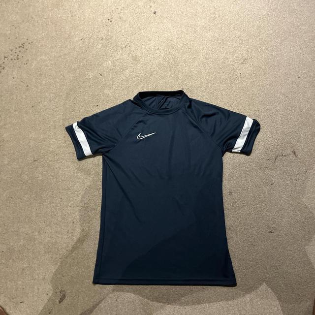 Nike Men's T-shirt - Navy/Blue - M on Productcaster.