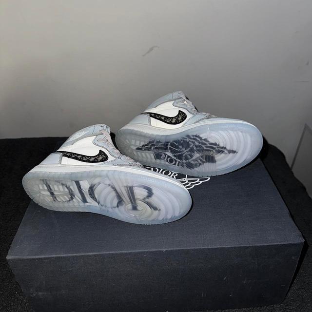 Dior Women's Trainers - White - UK 4 on Productcaster.