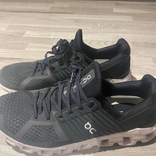 On Running Men's Trainers - Black - UK 10 on Productcaster.