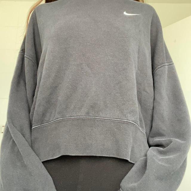 Nike Women's Jumper - Black - S on Productcaster.