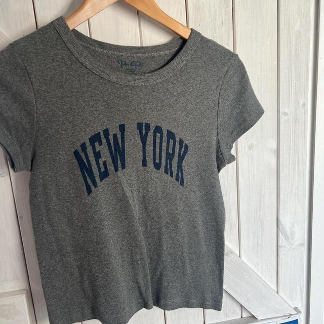 Brandy Melville Women's T-shirt - Grey - 6 on Productcaster.