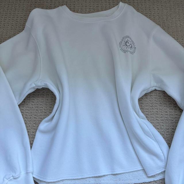 Hollister Co. Women's Sweatshirt - White/Black - 6 on Productcaster.