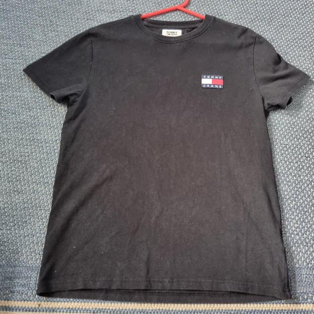 Tommy Hilfiger Men's T-shirt - Black - M on Productcaster.