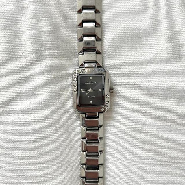 Vintage Women's Analogue Watch - Silver/Grey on Productcaster.