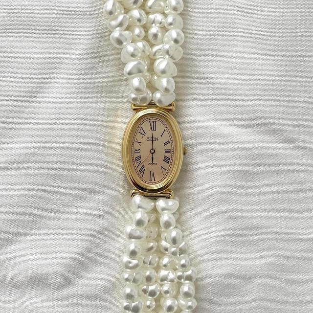 Reworked Women's Analogue Watch - White/Gold on Productcaster.