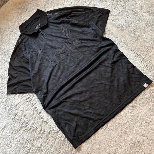 New Balance Men's T-shirt - Black - XL on Productcaster.