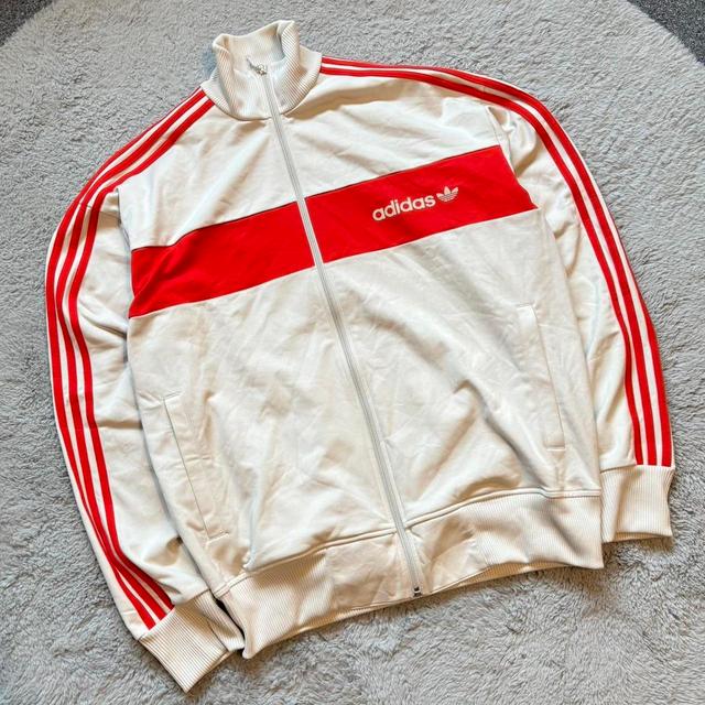 Adidas Men's Lightweight Jacket - Cream/Red - L on Productcaster.