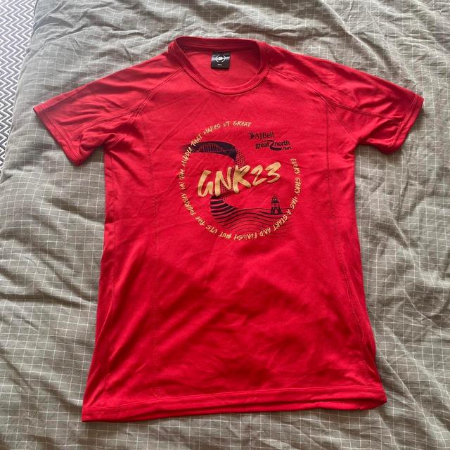 ASICS Men's T-shirt - Red - S on Productcaster.