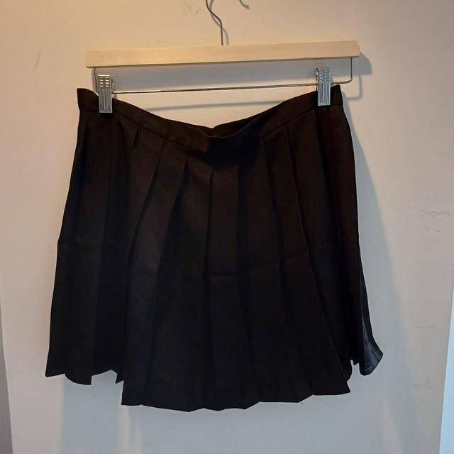 Preloved Women's Mini Skirt - Black - XXL on Productcaster.