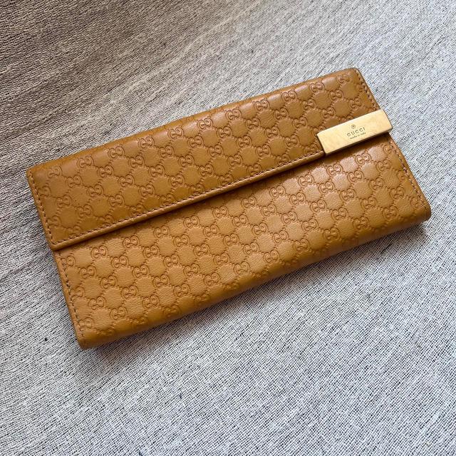 Gucci Women's Wallets - Yellow on Productcaster.