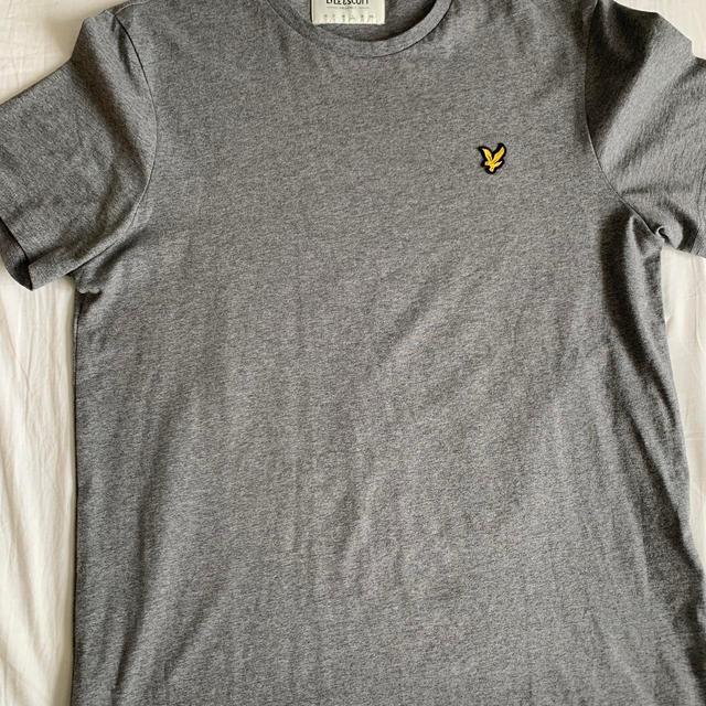 Lyle & Scott Men's T-shirt - Grey - L on Productcaster.