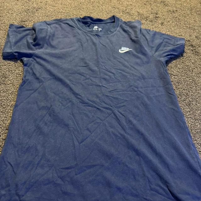 Nike Men's T-shirt - Navy/Blue - S on Productcaster.