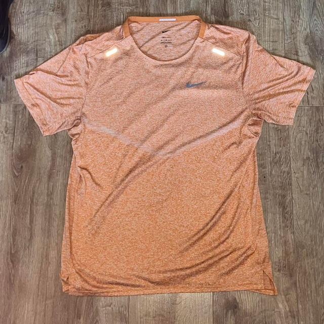 Nike Men's T-shirt - Orange - M on Productcaster.