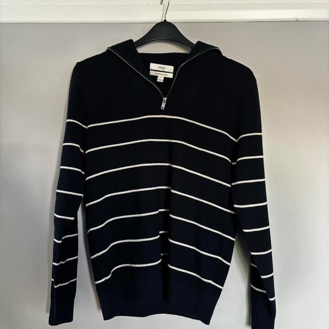 Marks & Spencer Men's Jumper - Navy - S on Productcaster.