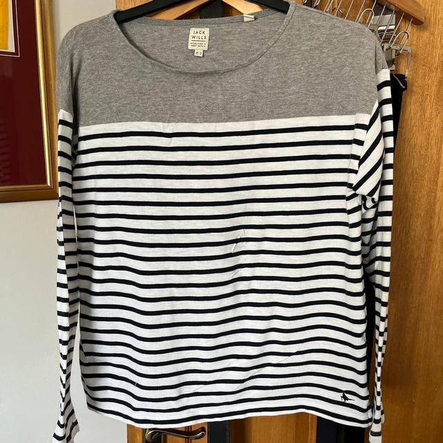 Jack Wills Women's Jumper - Grey/White - 12 on Productcaster.