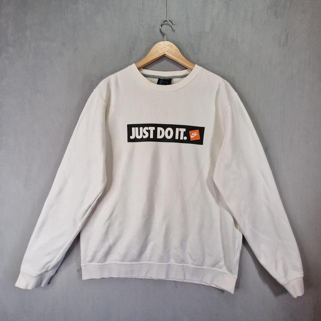 Nike Men's Sweatshirt - White - L on Productcaster.