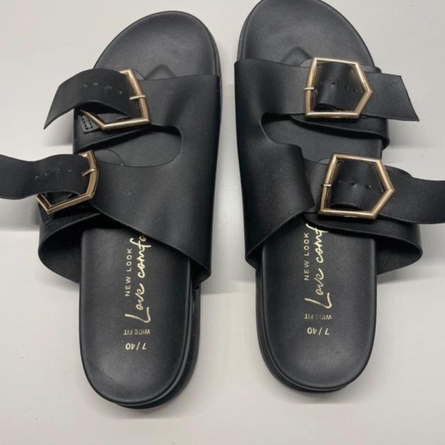 New Look Men's Sandals - Black/Gold - UK 7 on Productcaster.