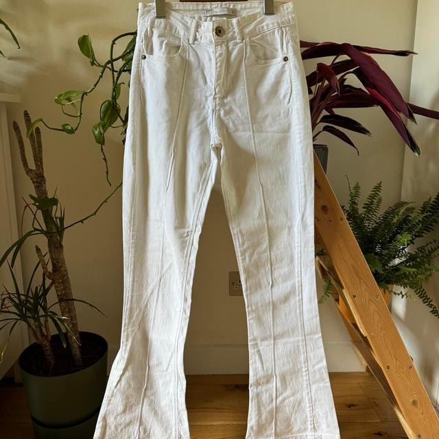 Preloved Women's Bootcut Jeans - White - UK 4 on Productcaster.