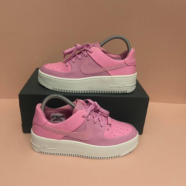 Nike Women's Trainers - Pink - UK 4.5 on Productcaster.