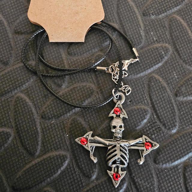 Unknown London Women's Necklace - Black/Red on Productcaster.