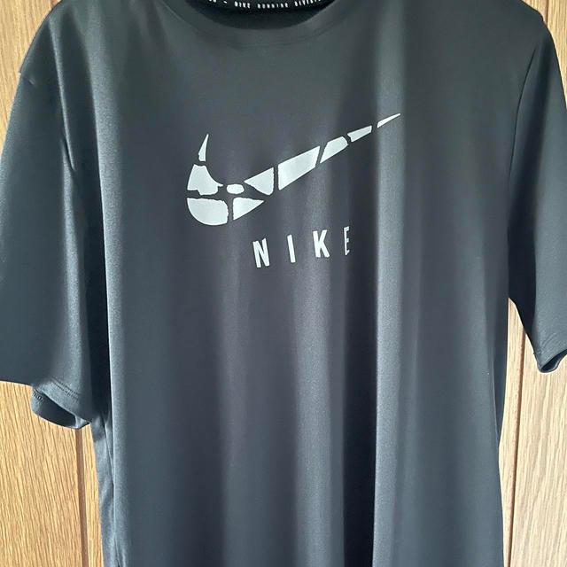 Nike Men's T-shirt - Black/Grey - M on Productcaster.