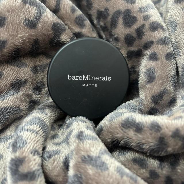 Bare Minerals Foundation - Brown/Tan on Productcaster.