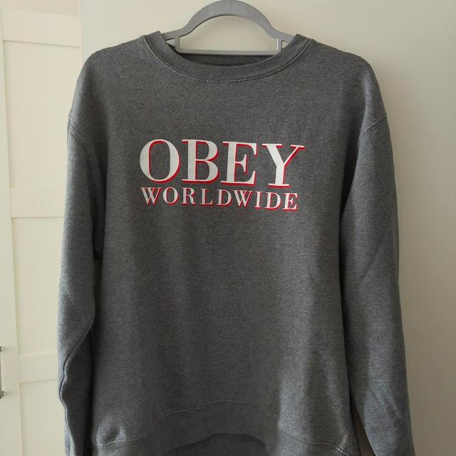 Obey Men's Sweatshirt - Grey - M on Productcaster.