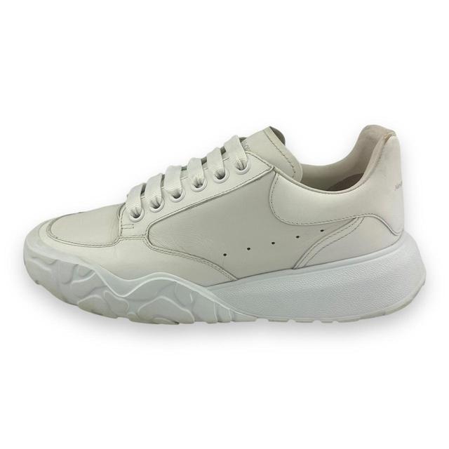 Alexander McQueen Women's Trainers - White - UK 6 on Productcaster.