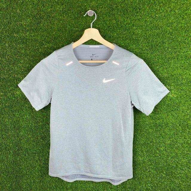 Nike Men's T-shirt - Grey - S on Productcaster.