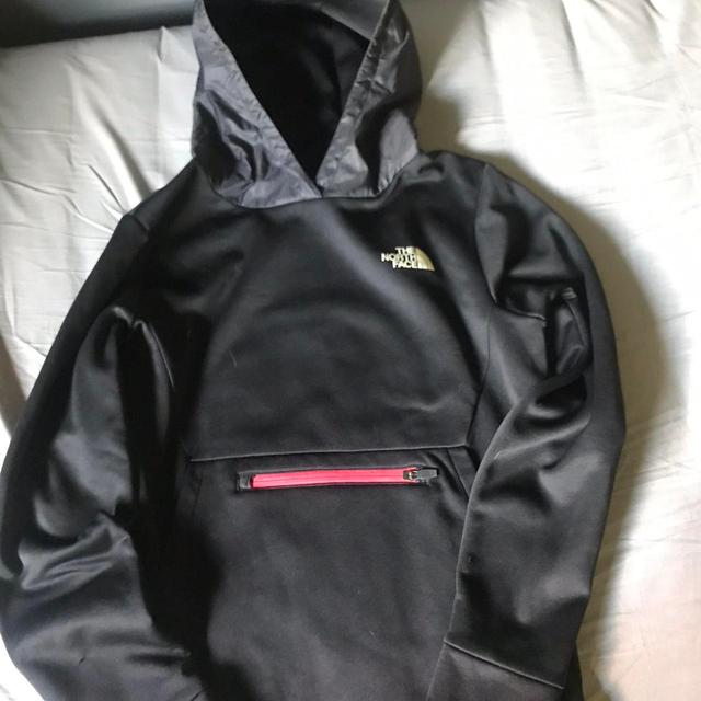 The North Face Men's Hoodie - Black - XS on Productcaster.