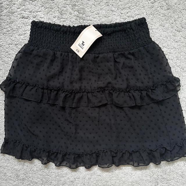 Women's Skirt - Black - UK 14 on Productcaster.