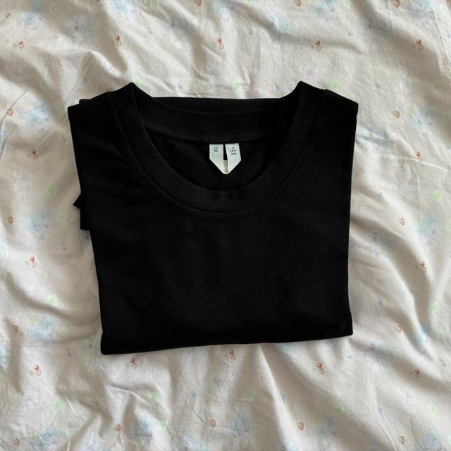 Arket Women's T-shirt - Black - XS on Productcaster.